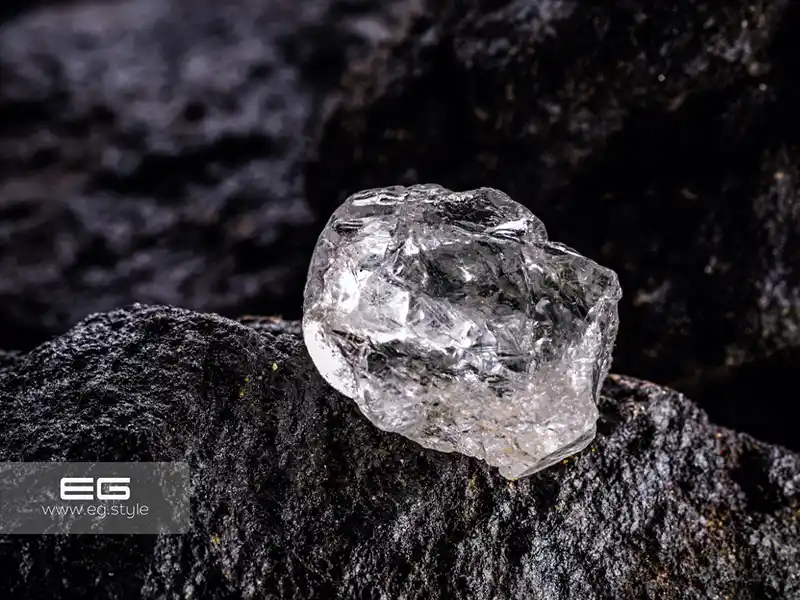 The Color of Natural Diamonds