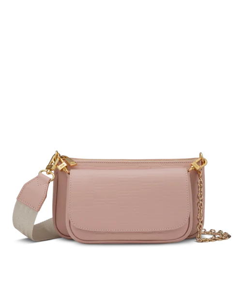 ۵ اشتباه رایج در خرید کیف چرم زنانه 6 کیف رودوشی دارلا