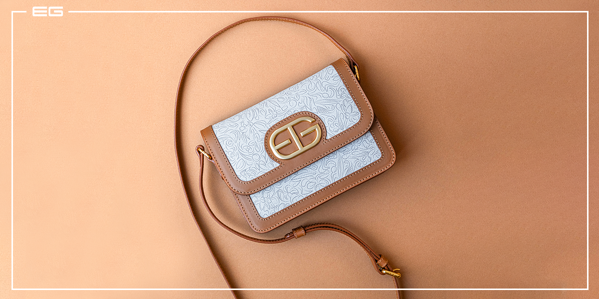 کیف دوشی در انواع استایل چرم