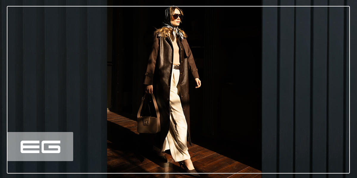 استایل با کت چرم قهوه‌ای و مشکی زنانه